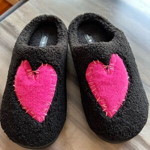 Aqua Black and Pink Heart Slippers - NWOT
So COZY!